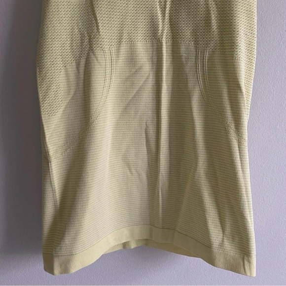 LULULEMON Yellow Swiftly Tech Racerback Tank Top Full  Length Size 4 - Picture 4 of 9